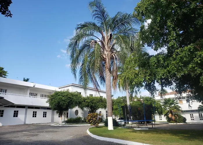 Sea Shell Palms, Bed & Breakfast Ocho Rios