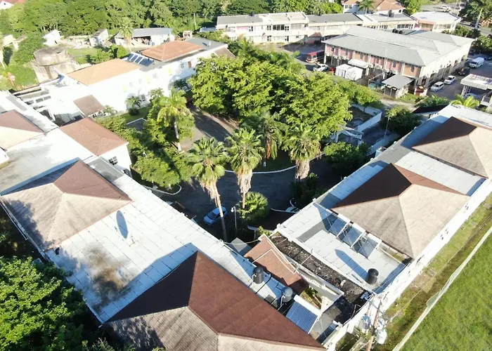 Bed & Breakfast Sea Shell Palms,