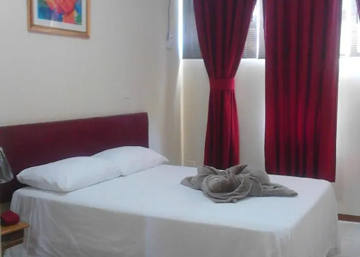 Sea Shell Palms, Bed & Breakfast Ocho Rios