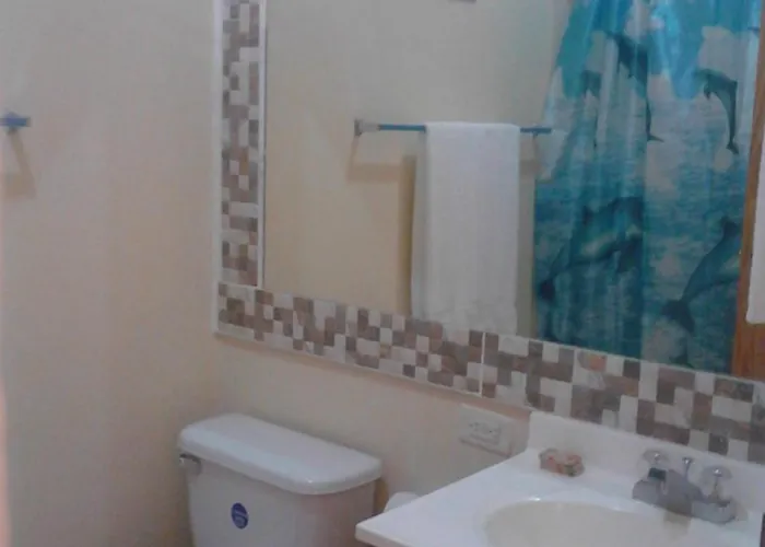 Sea Shell Palms, Bed & Breakfast Ocho Rios