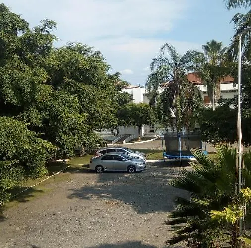 Bed & Breakfast Sea Shell Palms, 3*